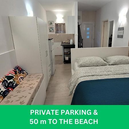 Apartma Zusterna Za Bazenom Koper Buitenkant foto