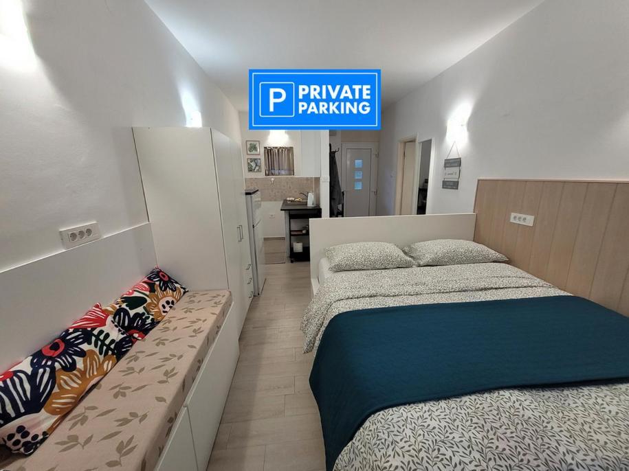 Apartma Zusterna Za Bazenom Koper Buitenkant foto